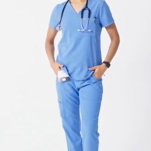 Figs Scrubs sz M Ciel Blue Jogger Set